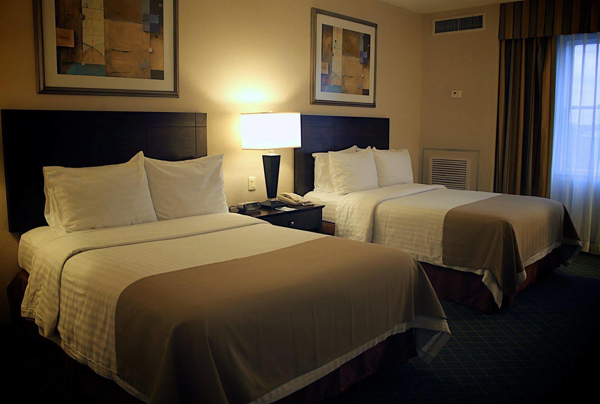 Holiday Inn Reynosa Industrial Poniente, an IHG Hotel Exterior foto